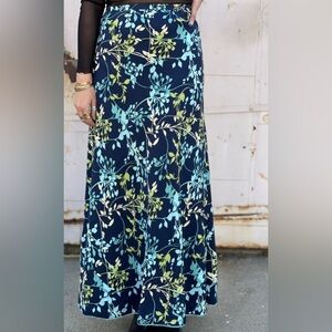 Vtg Valerie Steven’s Woman 100% Silk Maxi Skirt Blue Green Leaf Print Sz 18W EUC